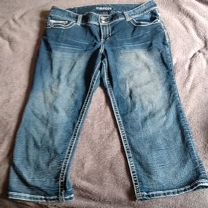 Maurice's crop jeans size 13/14